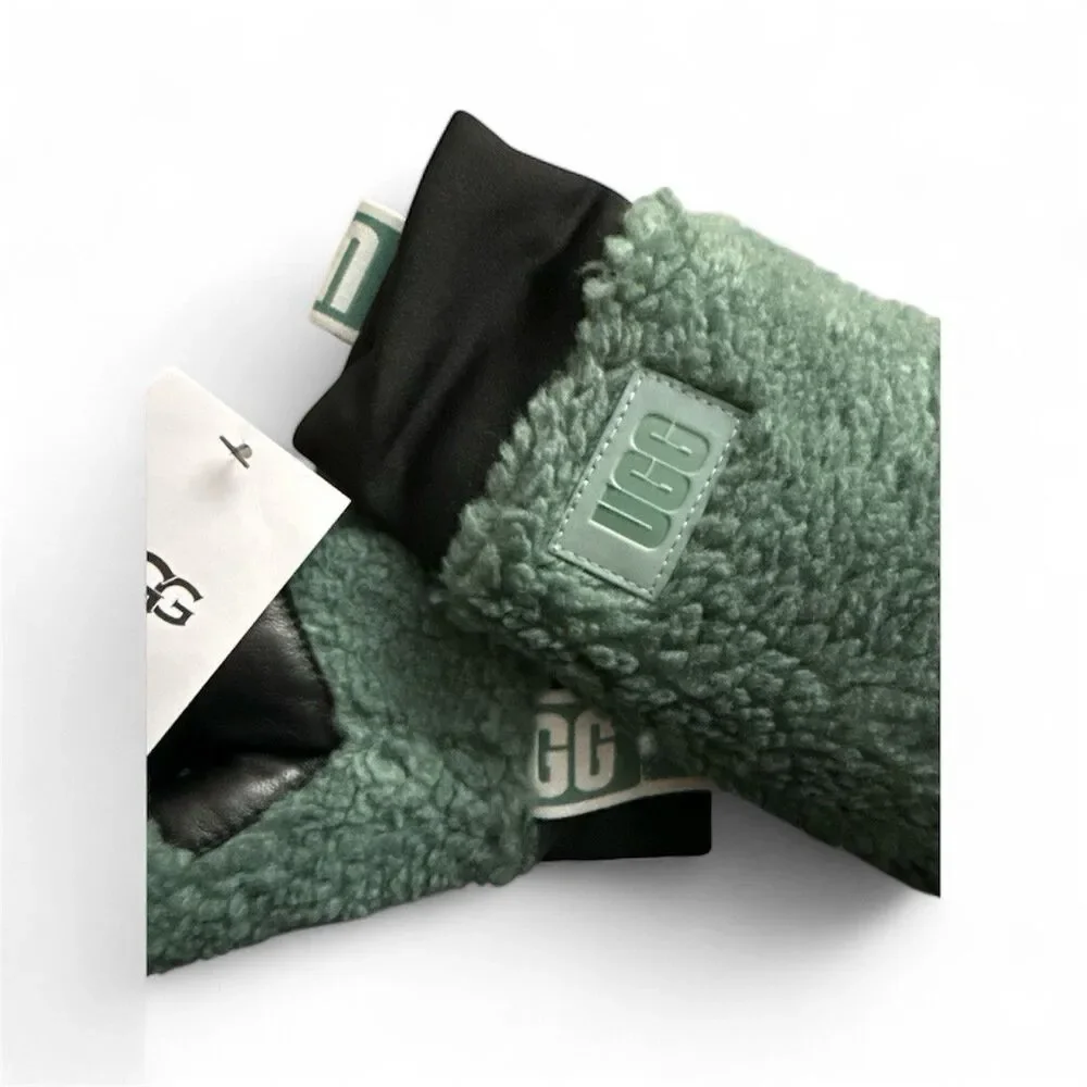 UGG Mittens Small/Medium Aloe Vera Green Fleece Logo Tape  New with tag
